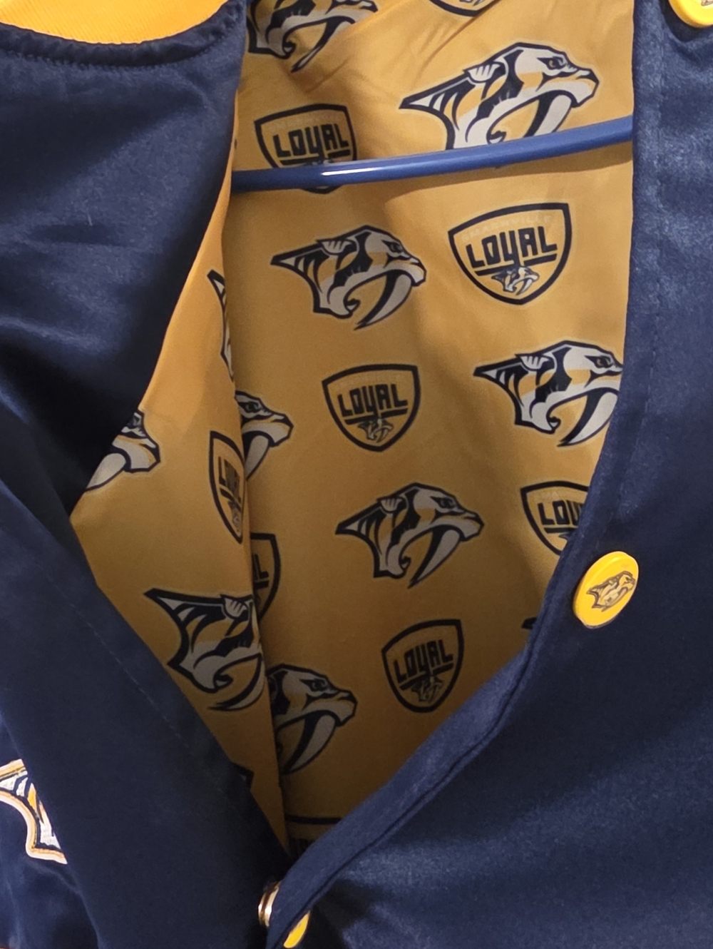 NWOT NHL Loyalty Exclusive Predators Jacket - Picture 6 of 8